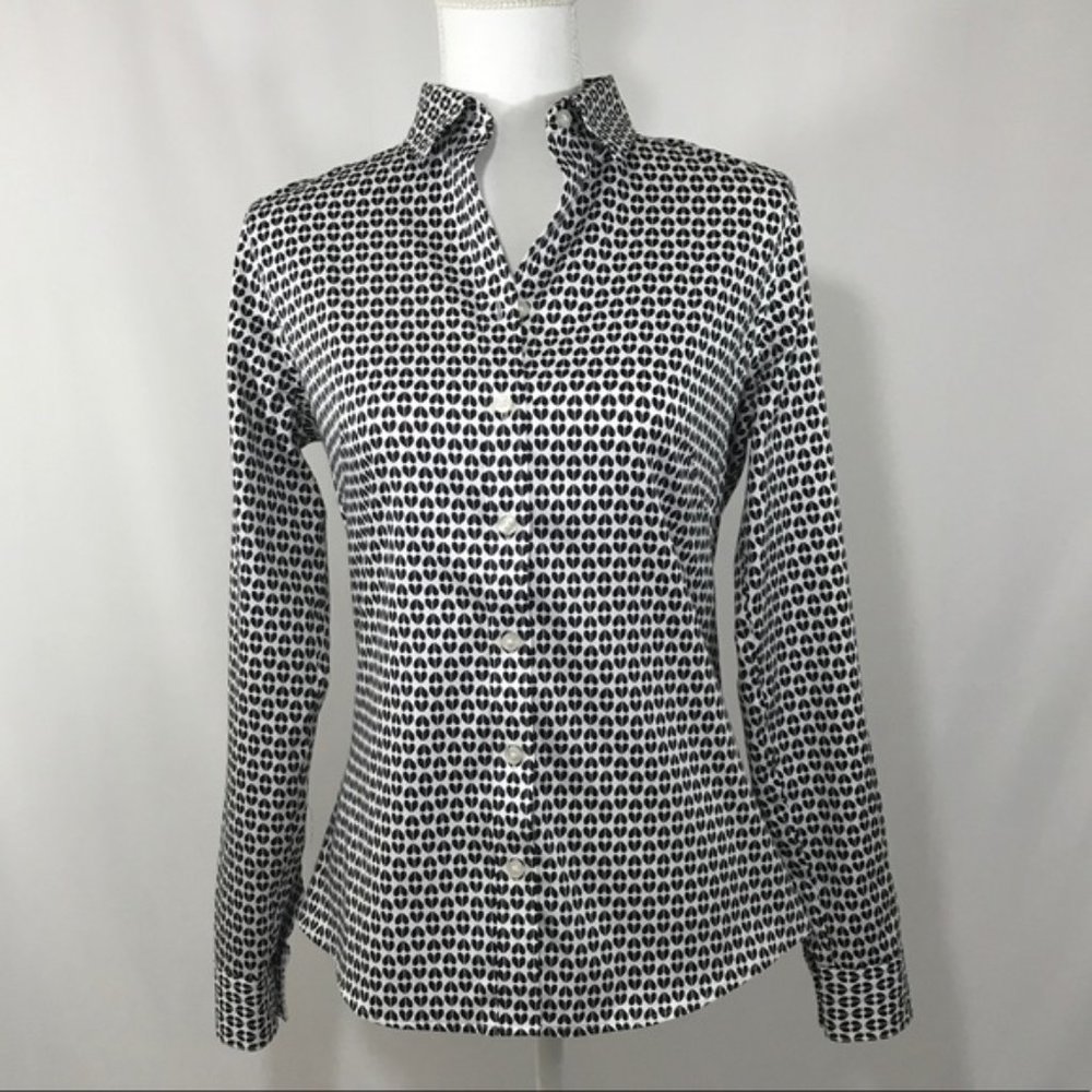 Lovely Non-iron Shirt from Banana Republic. - Picture 3 of 12